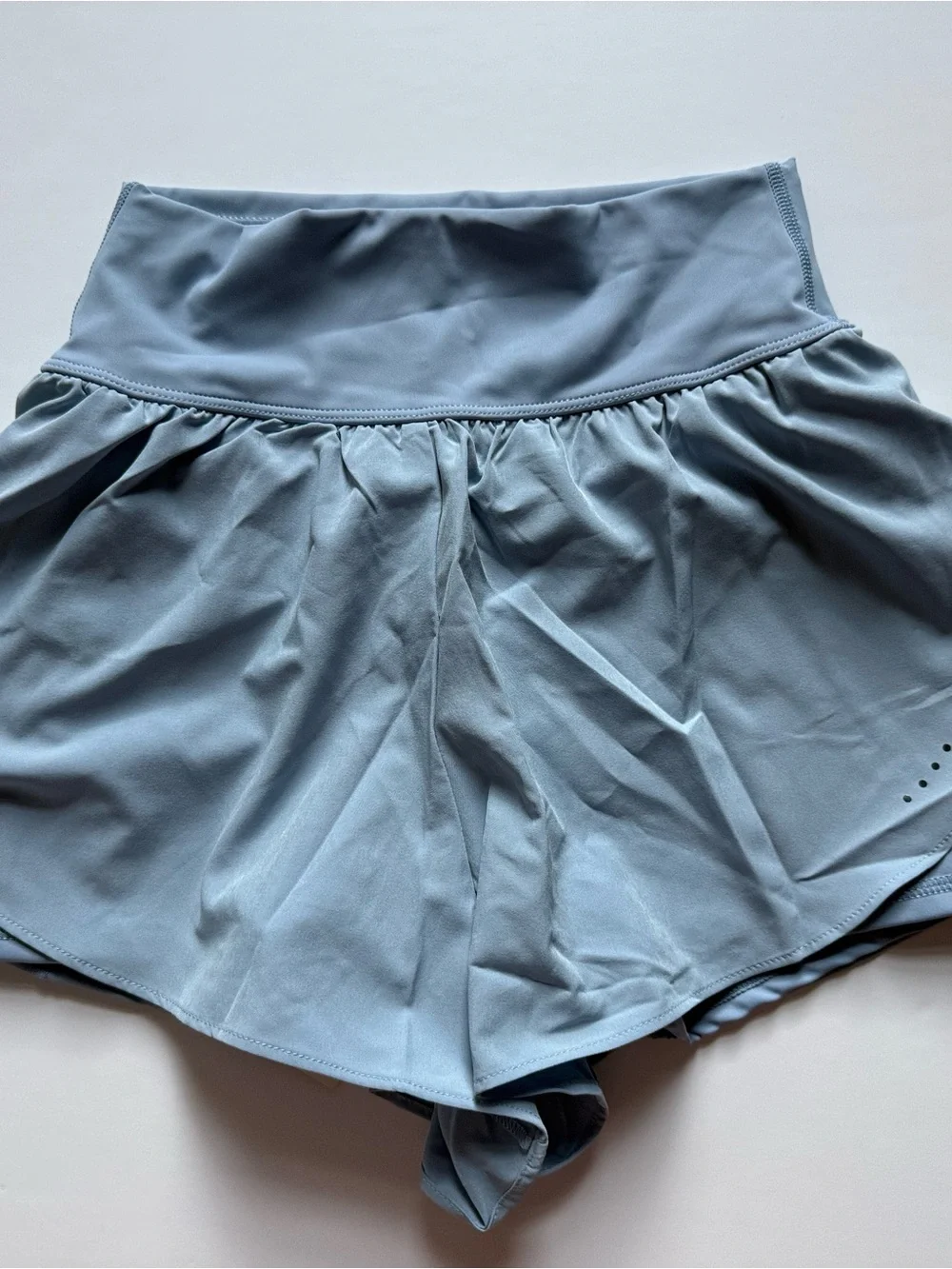 HALARA high waisted tummy control crossover hem 2-in-1 Shorts XS NWT